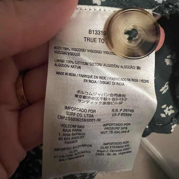 Volcom Wrapsicle ditsy floral mini dress green v- neck short sleeve Large L - Picture 8 of 8